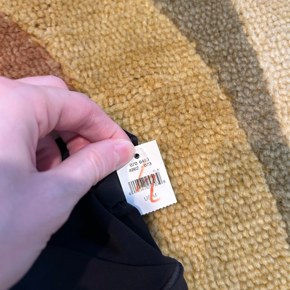 NWT Offline by Aerie Real Me Bike Short 7” Inseam Black Crossover Waistband M - Picture 3 of 8